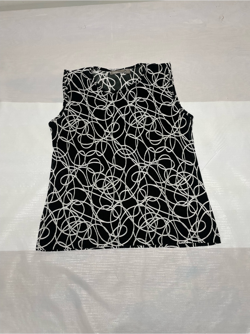 croft & barrow Black and White Sleeveless Patterned Top Sz:Large